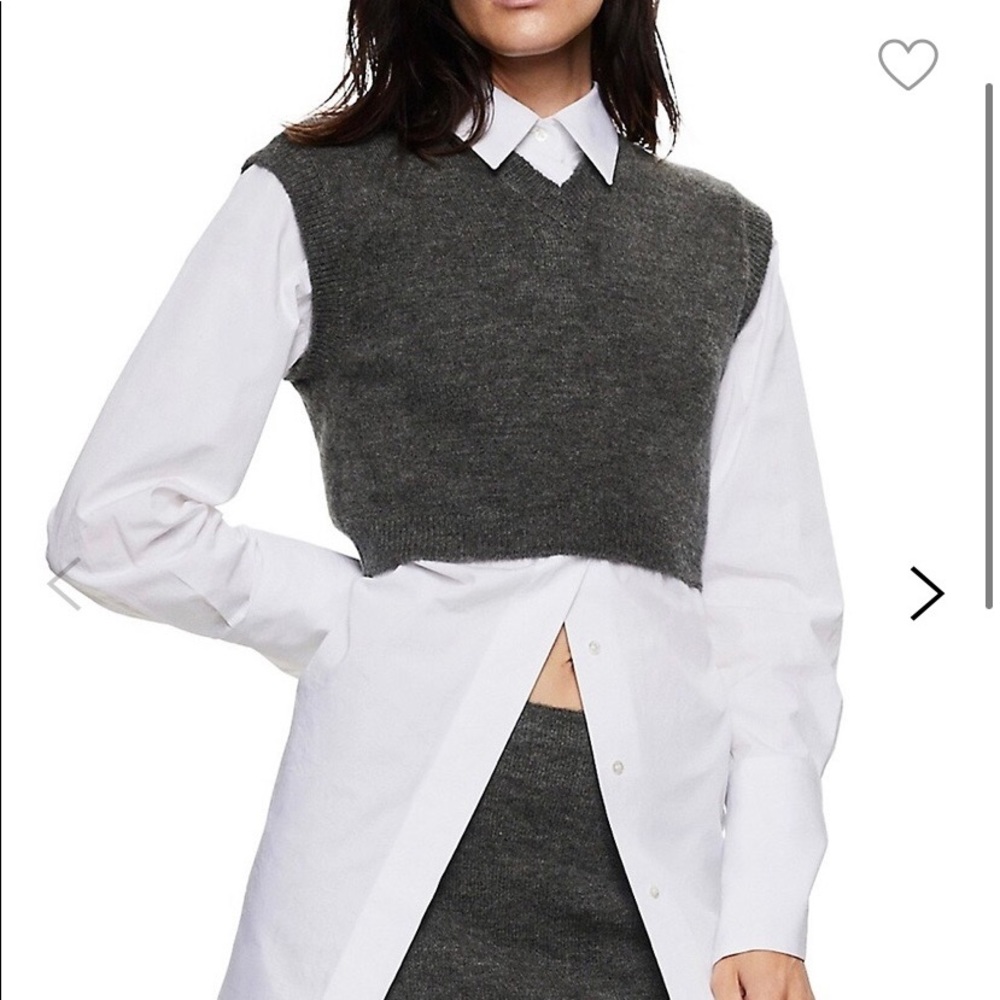 NWT Mango Grey Knit Cropped Vest